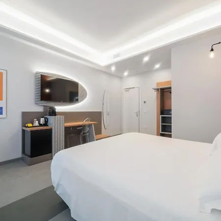 Brera Aparthotel 3*
